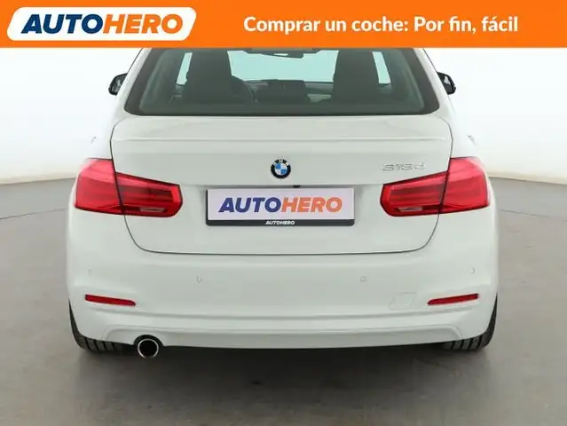 BMW 3 Series view 5