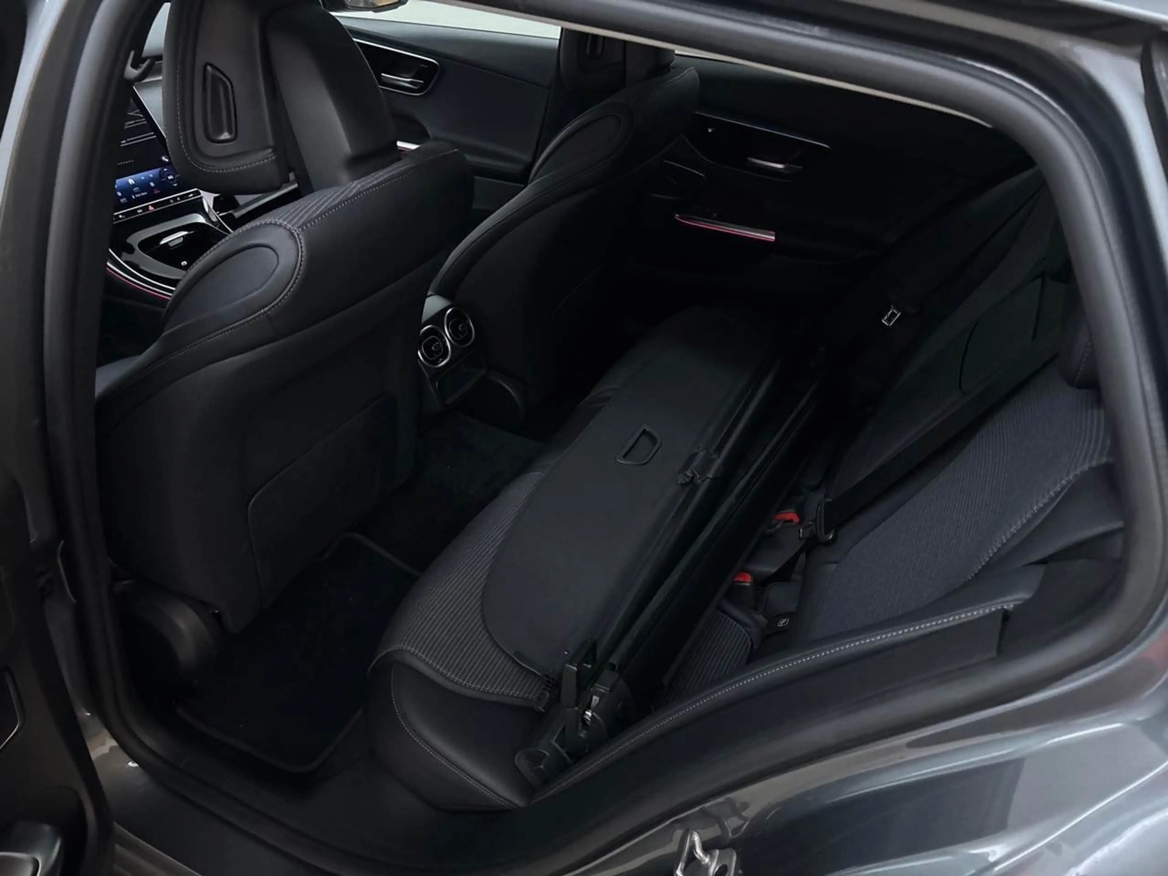 Mercedes-Benz C 220 d / 250 Avantgarde AHK Pano S-Dach ACC Key — photo 13
