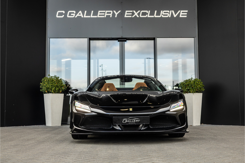 Ferrari F8 Spider 3.9 V8 HELE - Nero Daytona | Passenger Display | L — photo 2