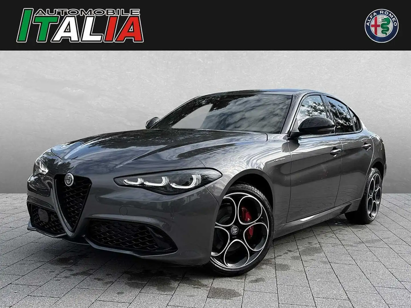 Alfa Romeo Giulia Veloce 2.0 Turbo *Premium/Technologie Paket* Grau - 1