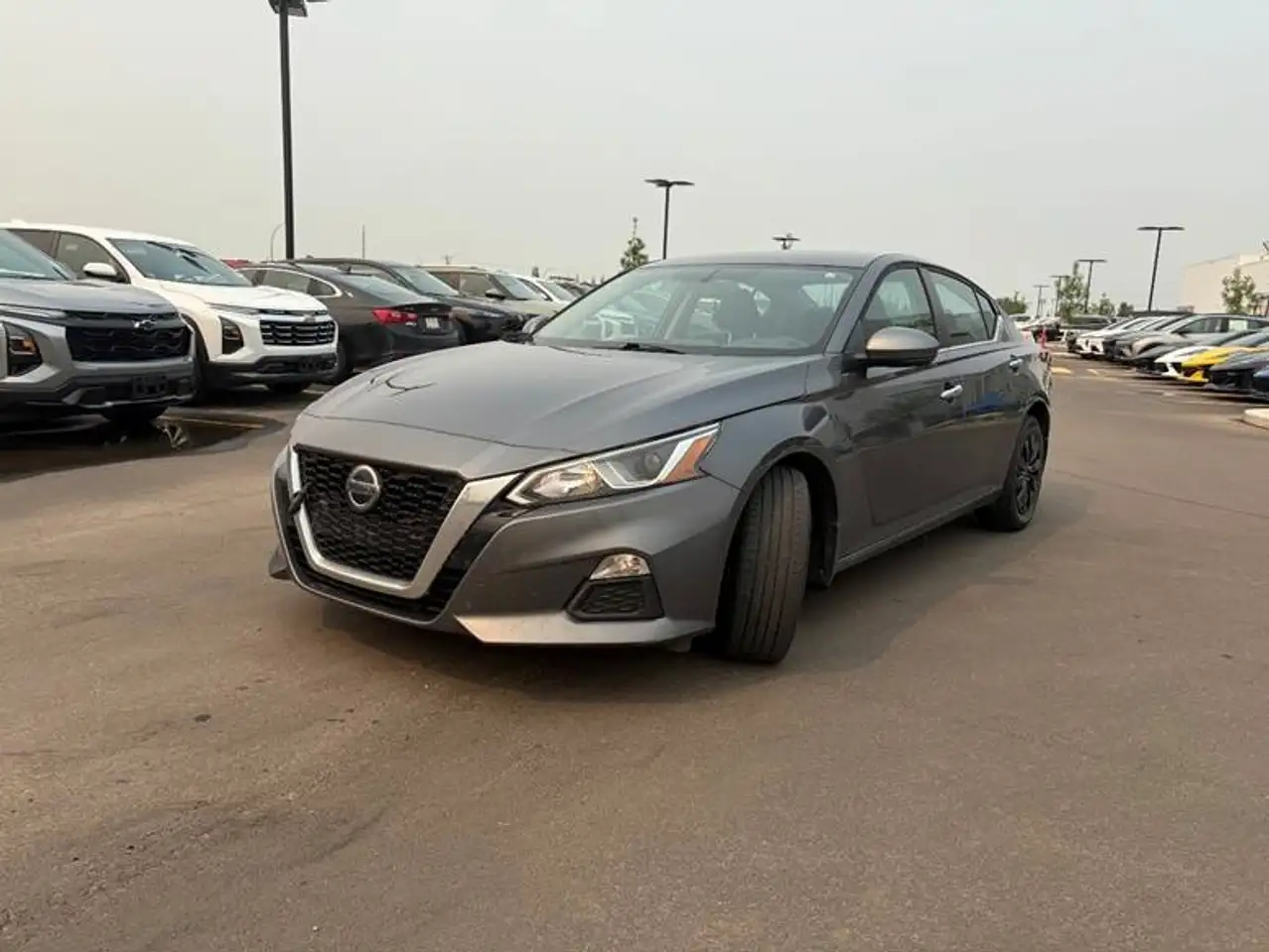 Nissan Altima photo Nissan Altima