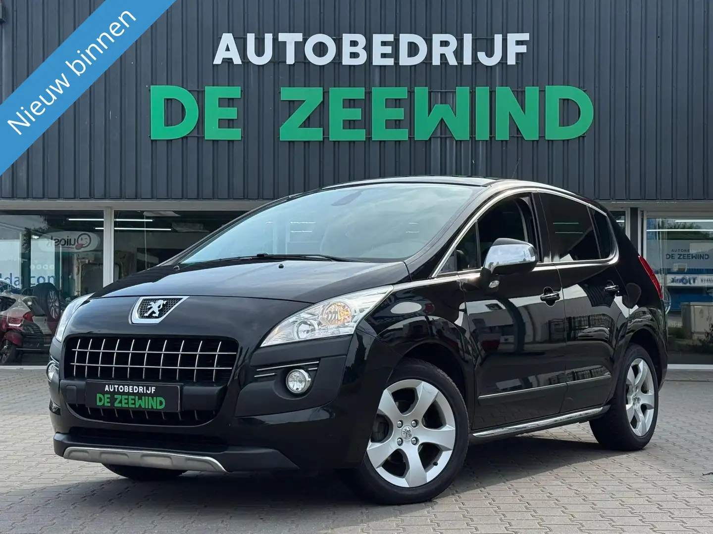 Peugeot 3008 1.6 VTi Active|Navi|Trekhaak|Panoramadak Schwarz - 1