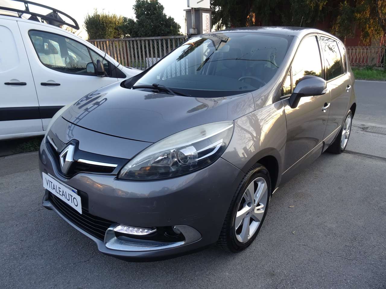 Renault Scenic X-Mod Cross 1.5 dci Wave