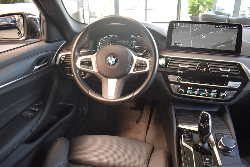 BMW 520 d Limo xDrive Automatik Laser~LiveCo~HUD~19" — photo 10
