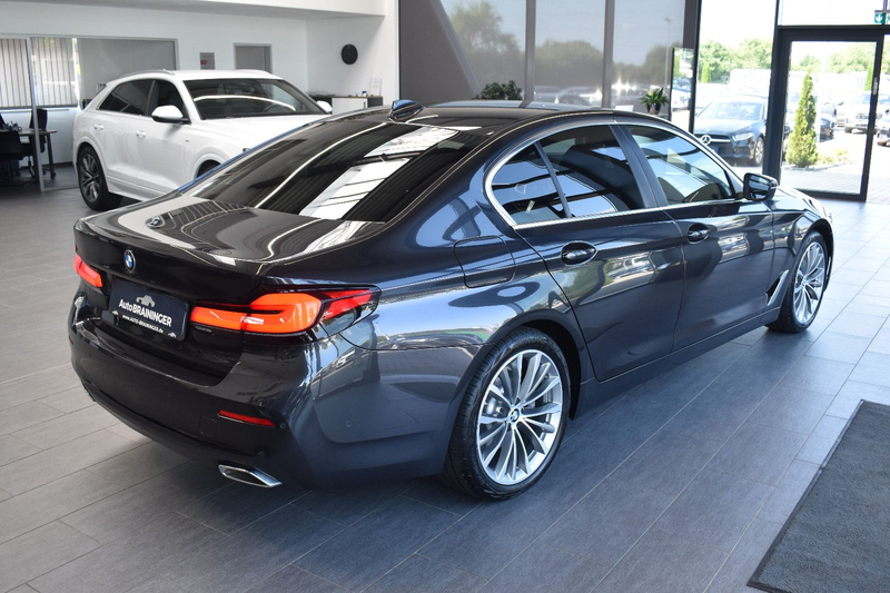 BMW 520 d Limo xDrive Automatik Laser~LiveCo~HUD~19" — photo 2