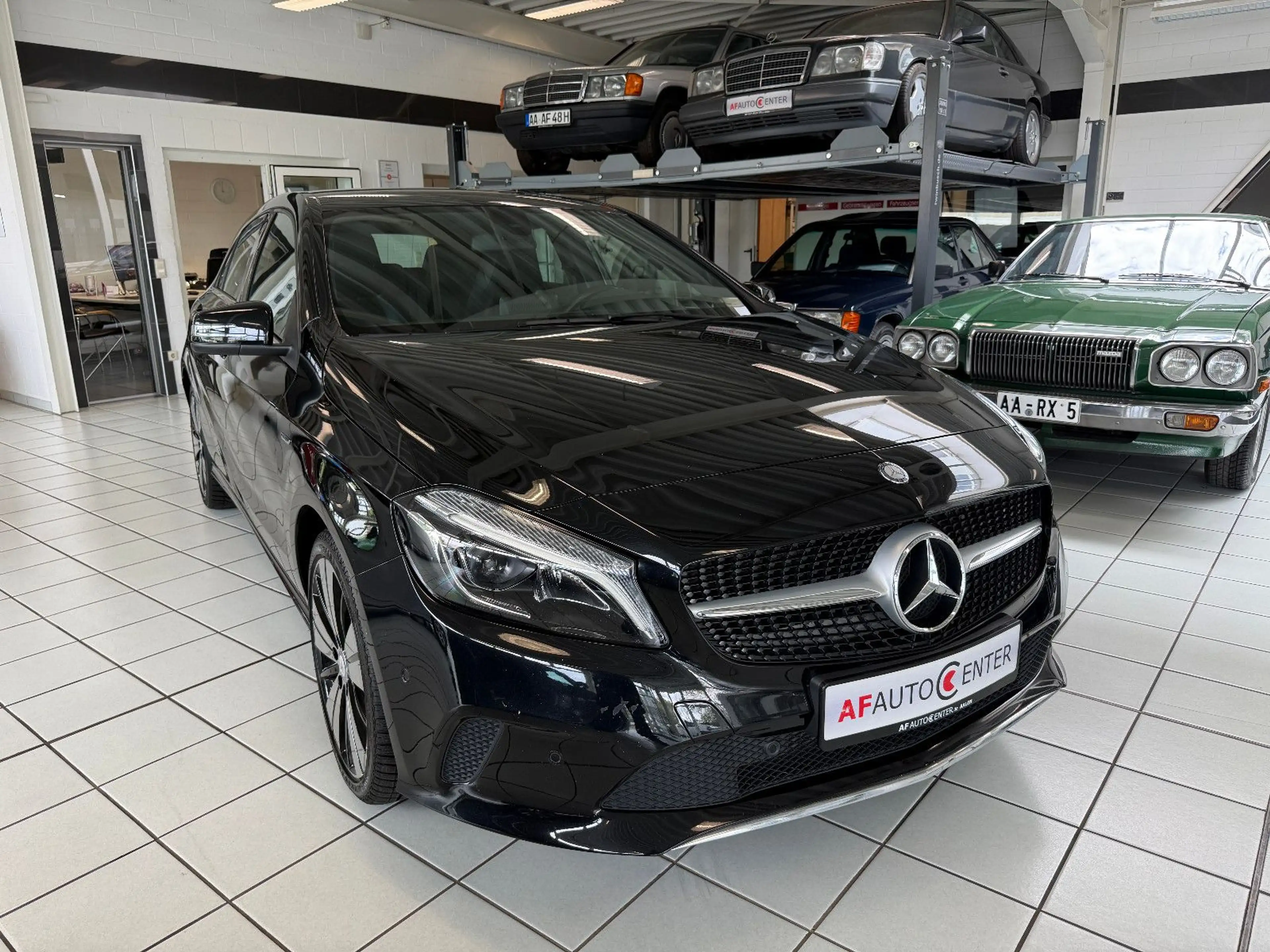 Mercedes-Benz A 220 A220d 4Matic Automatik Activity Urban*LED*Leder* — photo 2