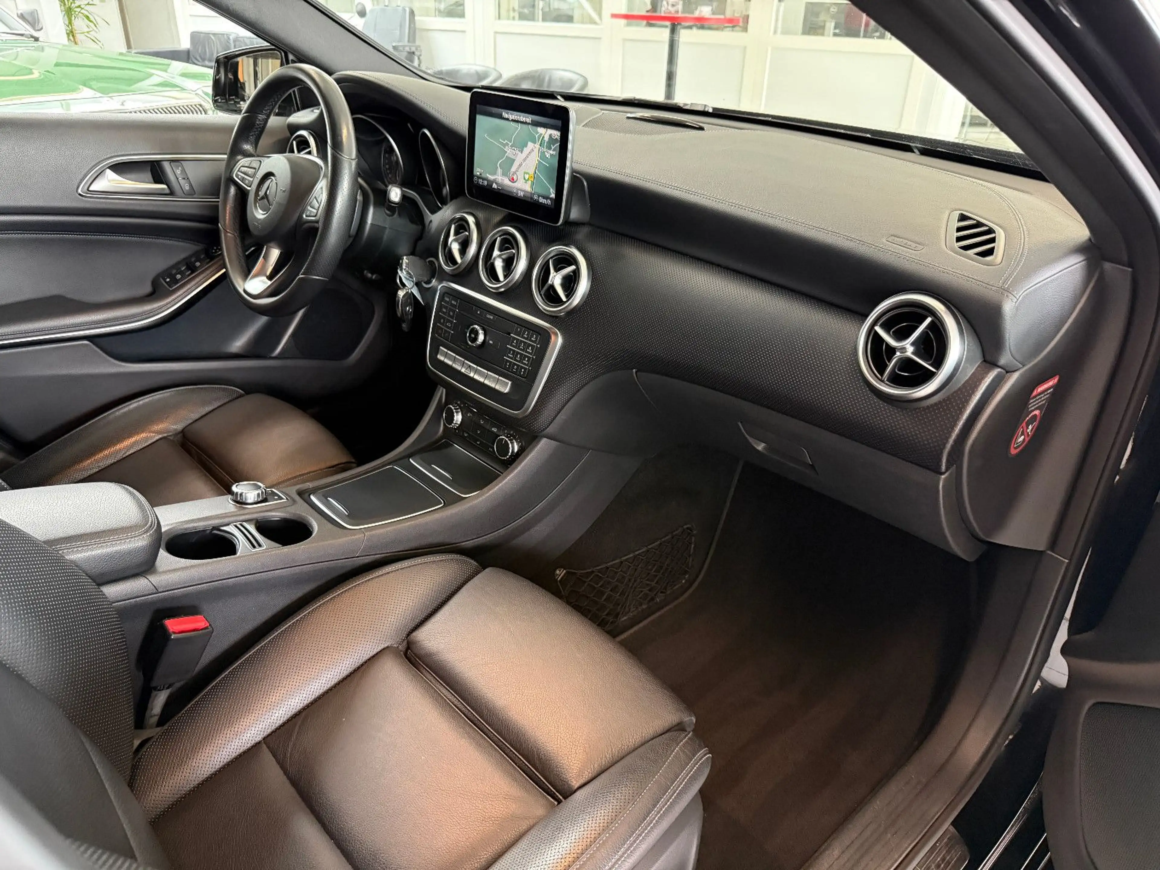 Mercedes-Benz A 220 A220d 4Matic Automatik Activity Urban*LED*Leder* — photo 16