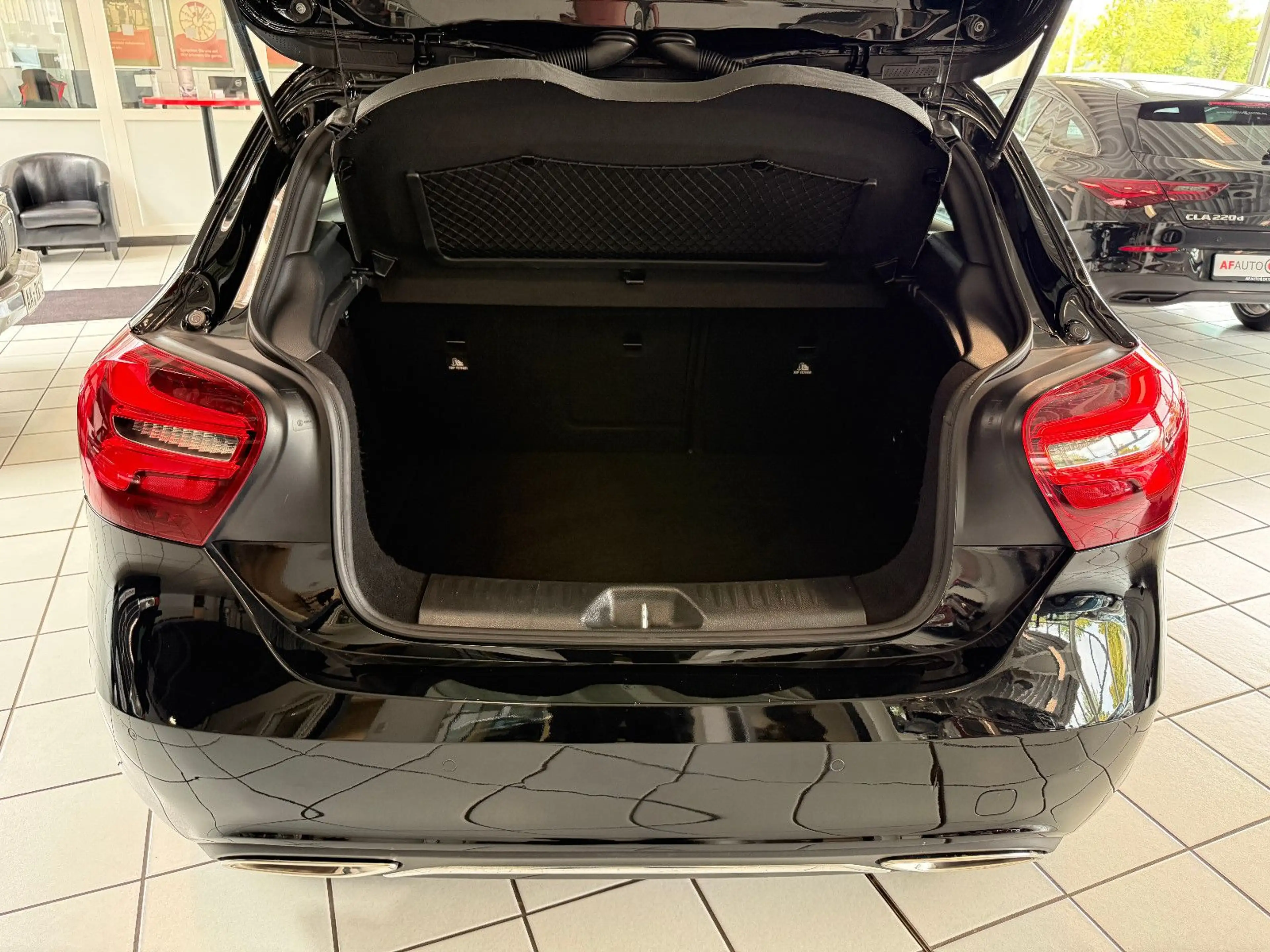 Mercedes-Benz A 220 A220d 4Matic Automatik Activity Urban*LED*Leder* — photo 18