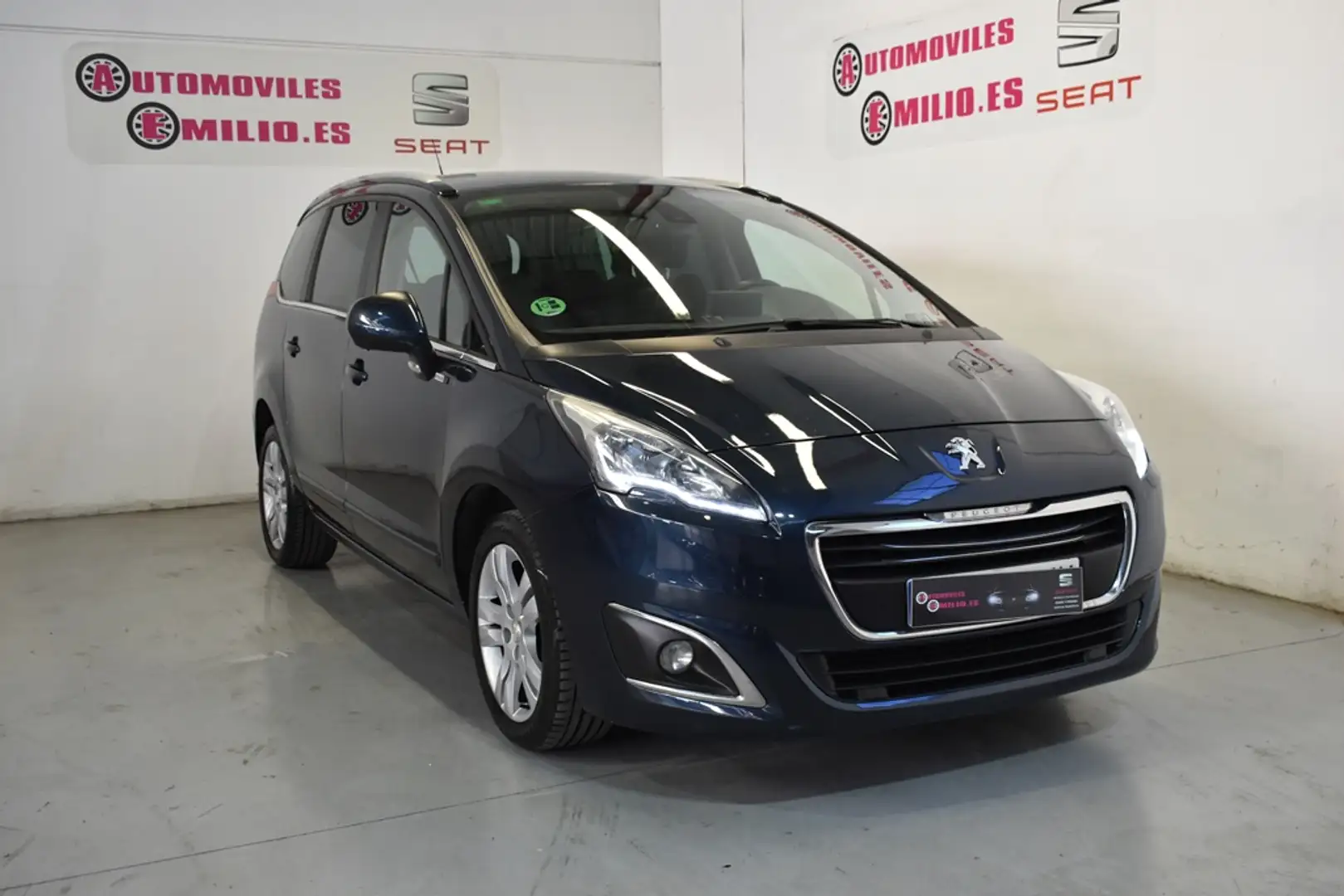 Peugeot 5008 1.6 BlueHDI Allure 7 pl. 120 Bleu - 1