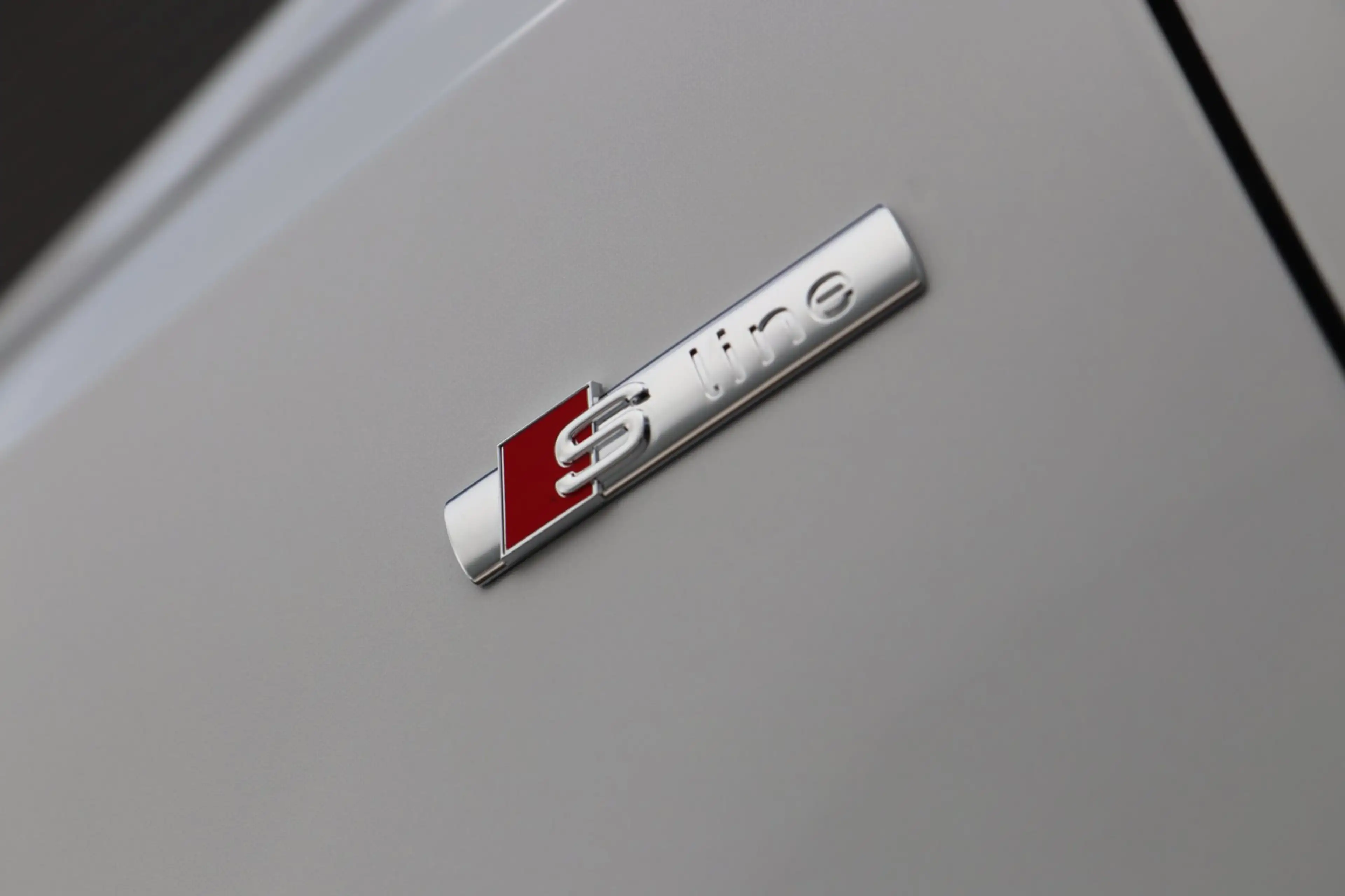 Audi Q3 2.0 TFSI Quattro S-Line / LEDER / CAMERA / ELEK-TR — photo 16