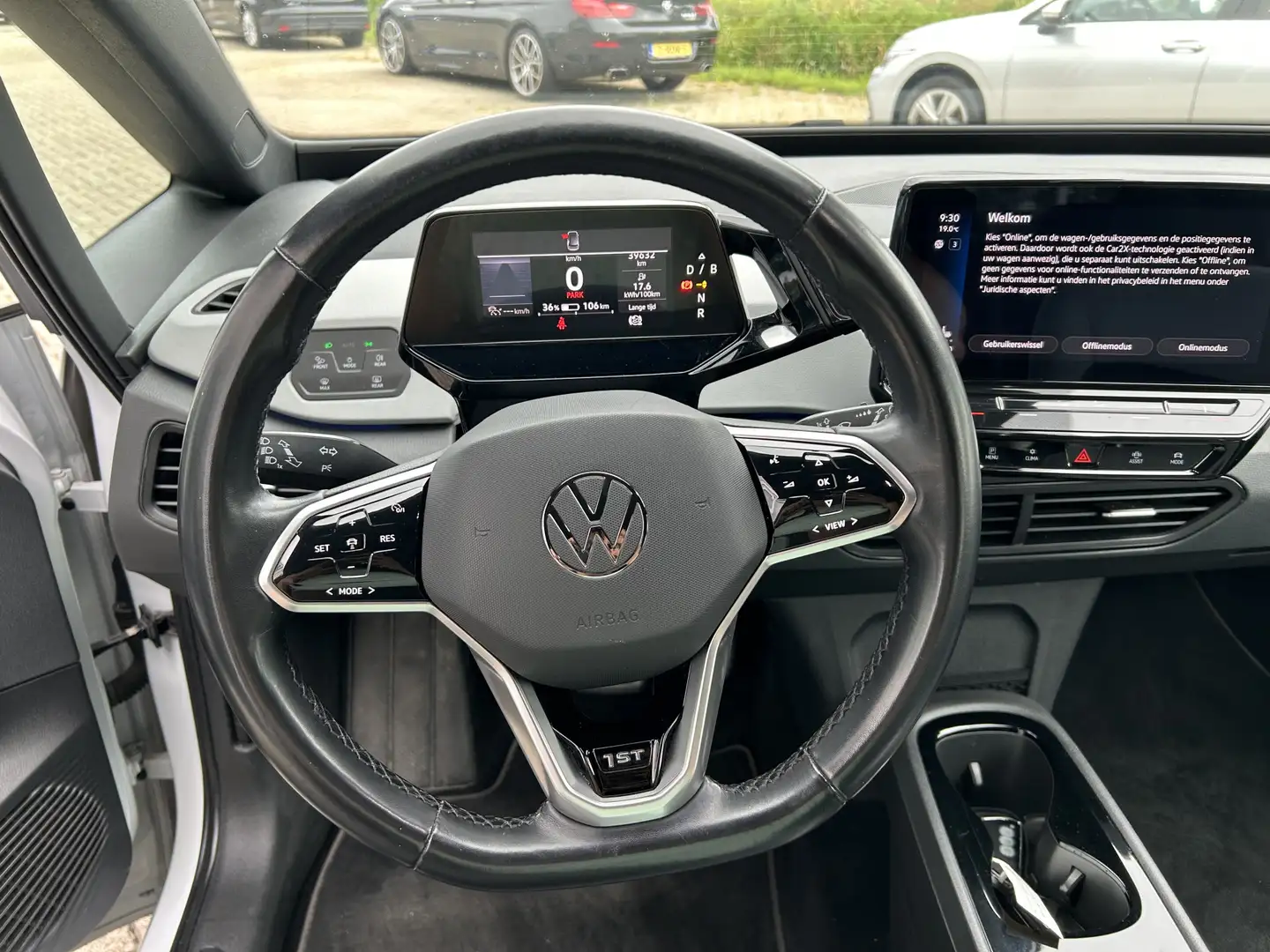Volkswagen ID.3 First Plus 58 kWh 50% deal 7.975,- ACTIE Camera / Wit - 2