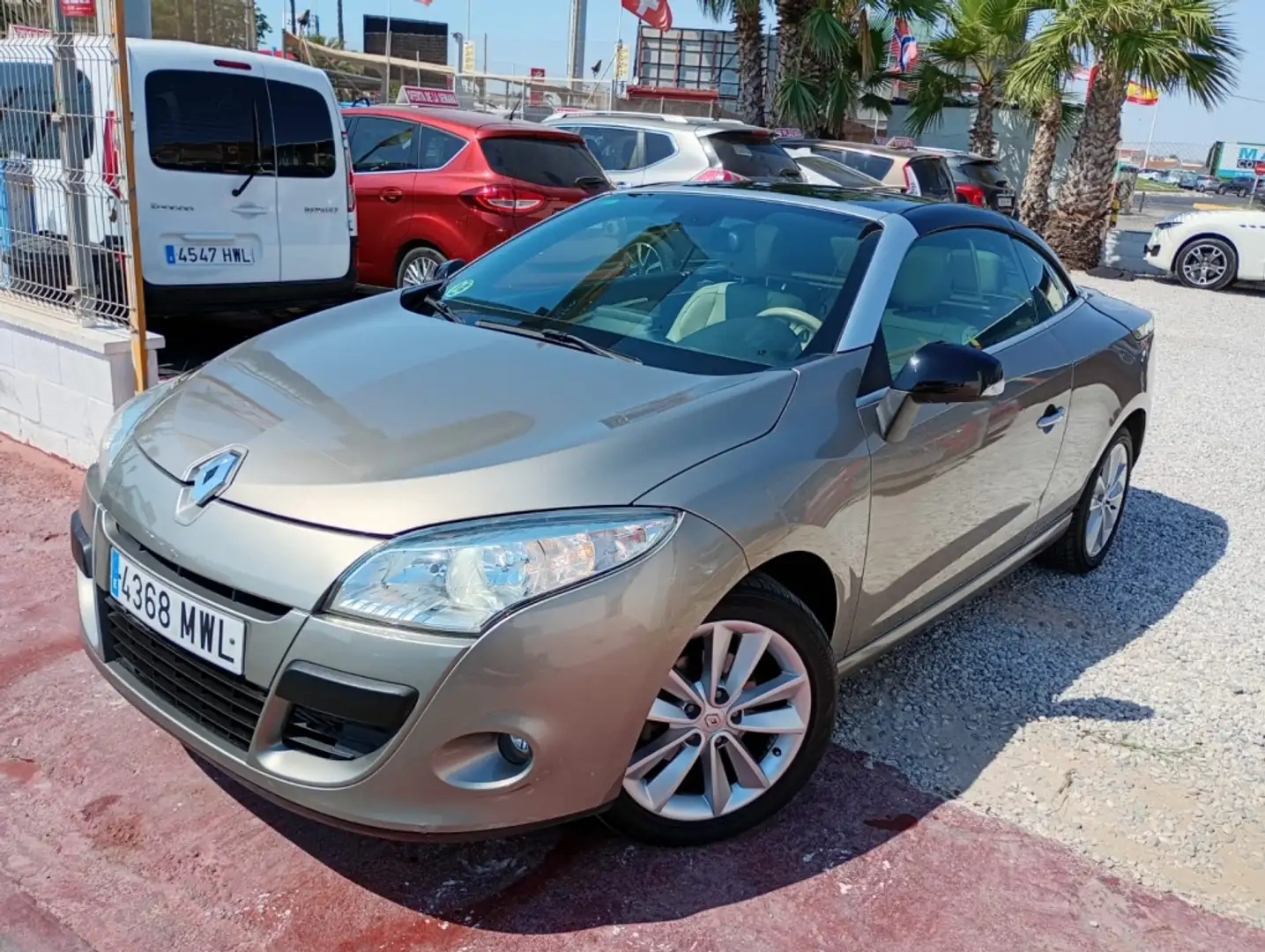 Renault Megane C.C. 1.5dCi Dynamique Серый - 1