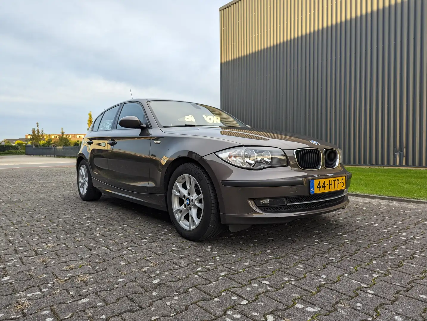BMW 116 116i Коричневий - 1