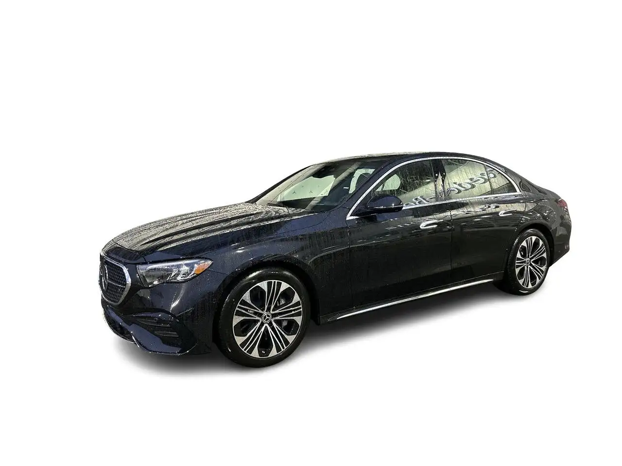 Mercedes-Benz E-Class снимка Mercedes-Benz E-Class