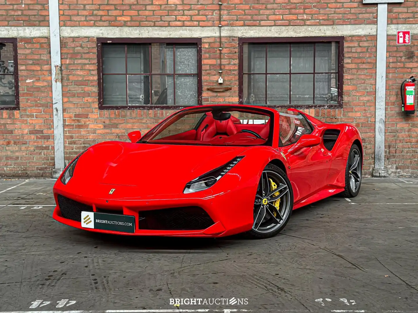Ferrari 488 Spider 3.9 V8 Roşu - 1