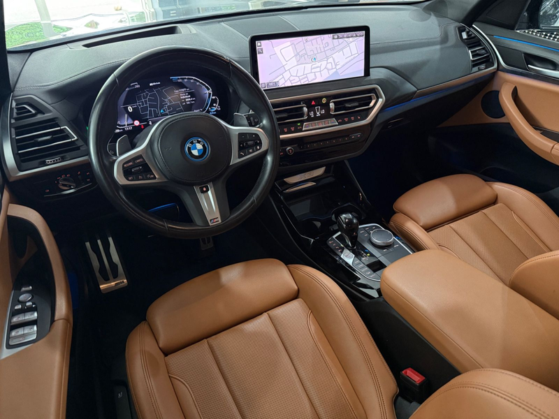 BMW X3 xDrive 30e*M-PAKET*HEADUP*LASER*360*AMBIENTE* — photo 4