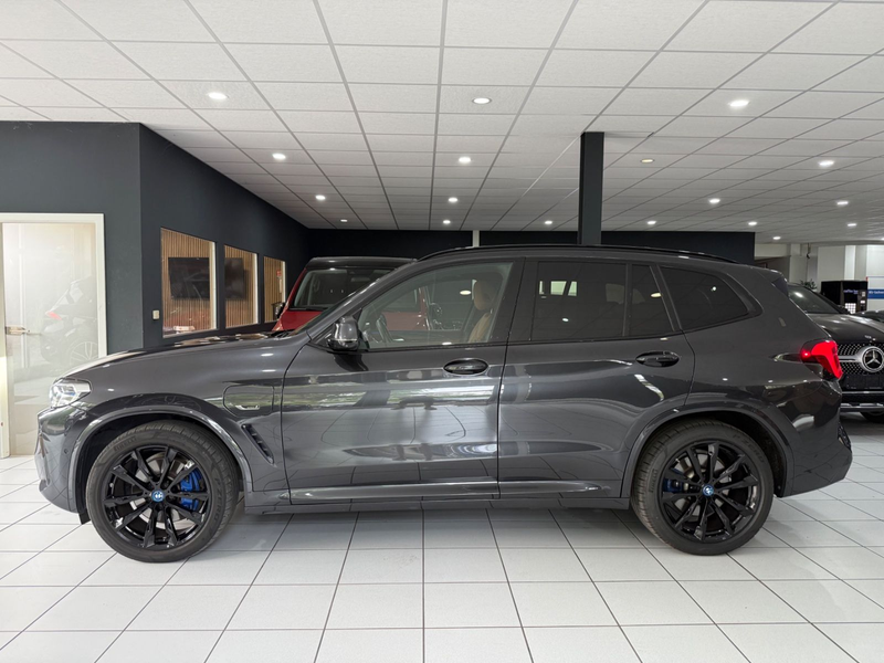 BMW X3 xDrive 30e*M-PAKET*HEADUP*LASER*360*AMBIENTE* — photo 2