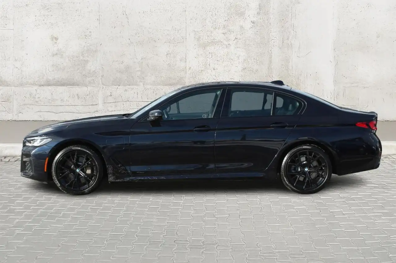 BMW 5 Series снимка BMW 5 Series