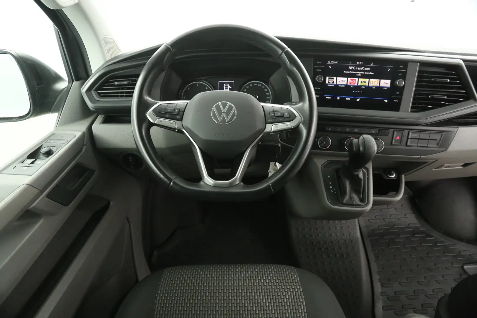 Volkswagen T6.1 Transporter 2.0 TDI 150PK L2H1 | Aut. | Airco | Cruise | Camer Gris - 2