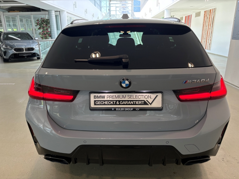 BMW 340 xDrive Touring Sportpaket El. Panodach Panorama Na — photo 4
