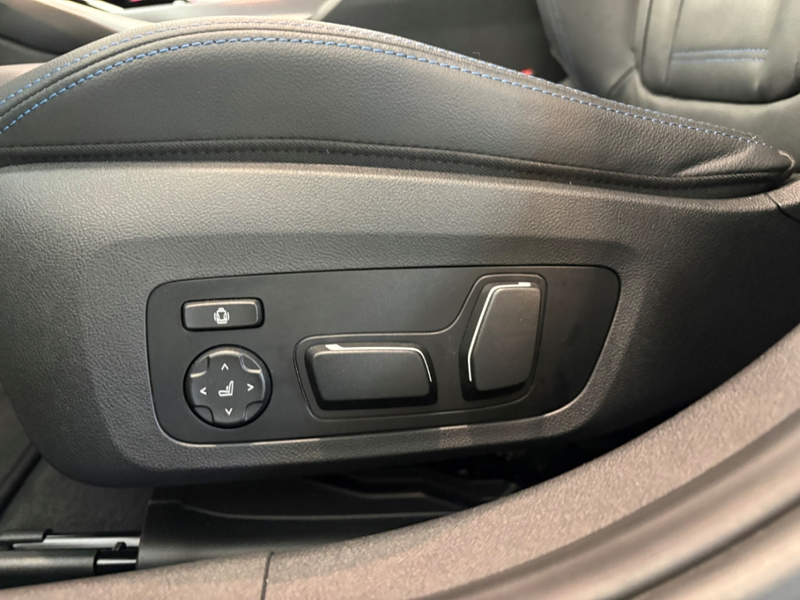 BMW 340 xDrive Touring Sportpaket El. Panodach Panorama Na — photo 8