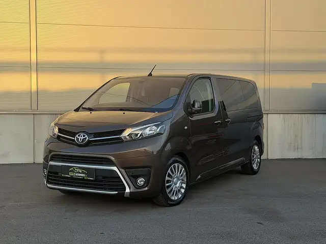 Toyota Proace Verso 2,0 D-4D 150 Medium Family