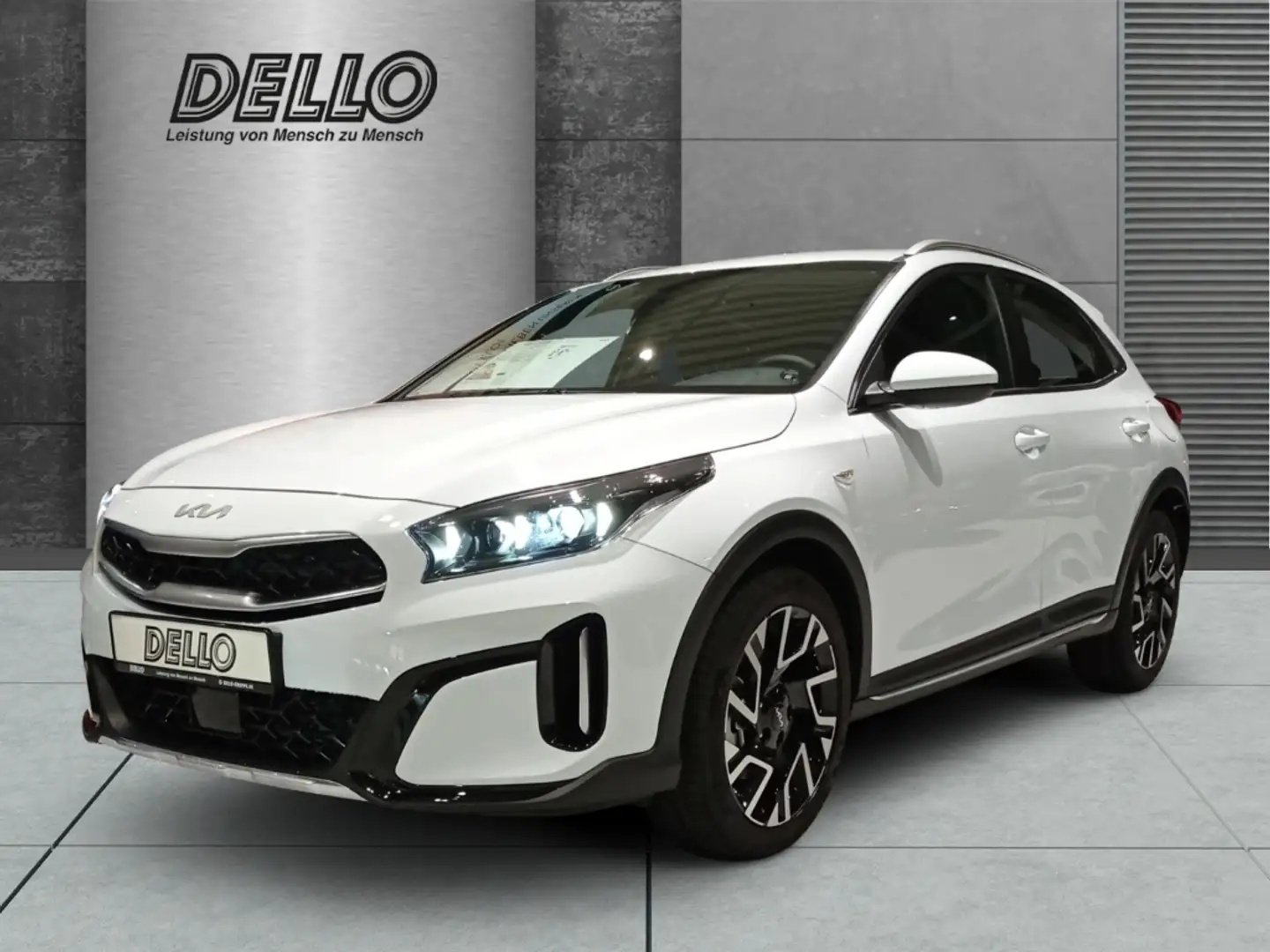 Kia XCeed Vision 1.5 DCT Navi SHZ PDC Rückfahrkam. ACC digit Weiß - 1