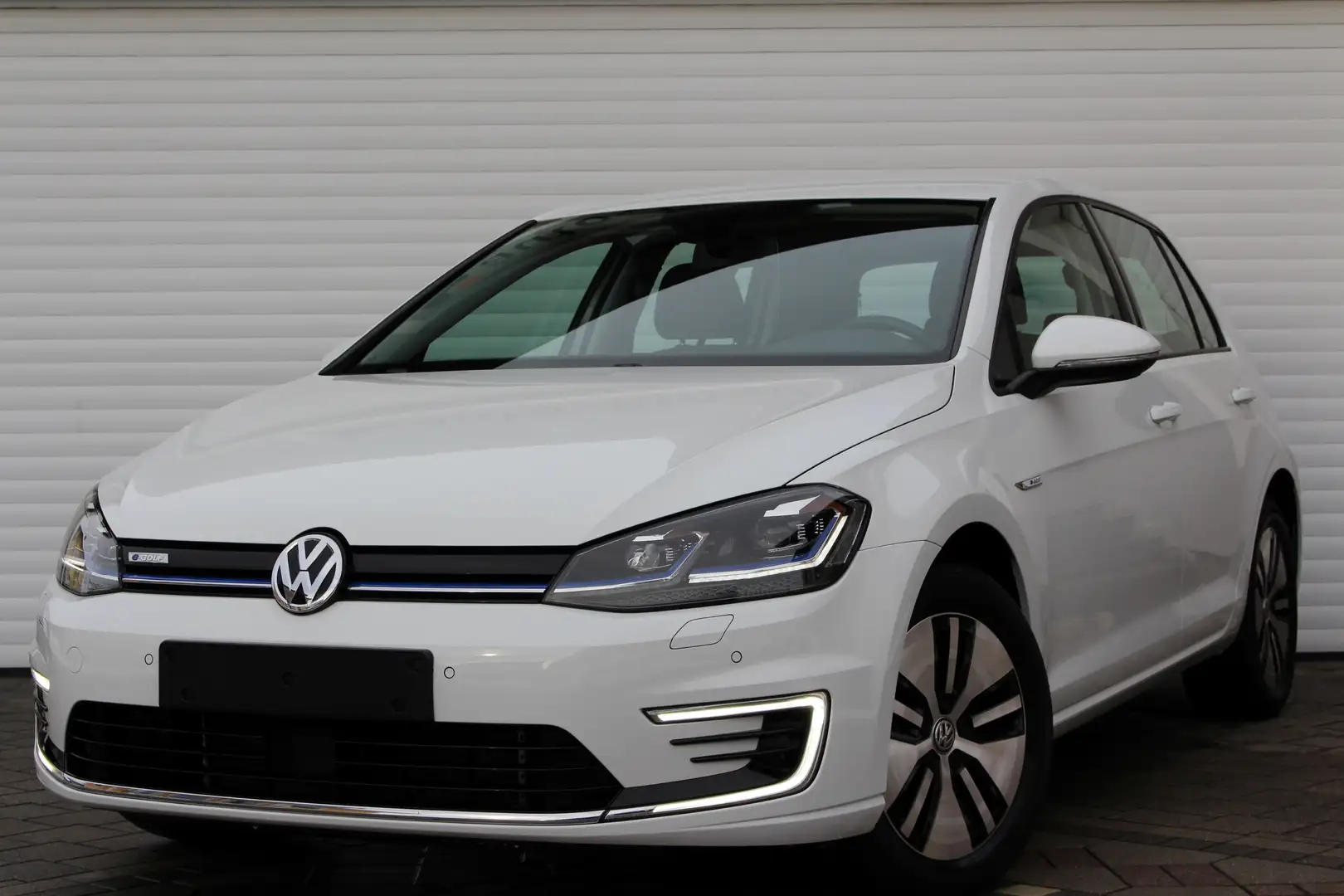 Volkswagen e-Golf COMFORTLINE 100KW*16"-ALU-NAVI-LED-APP_CONNECT Alb - 2