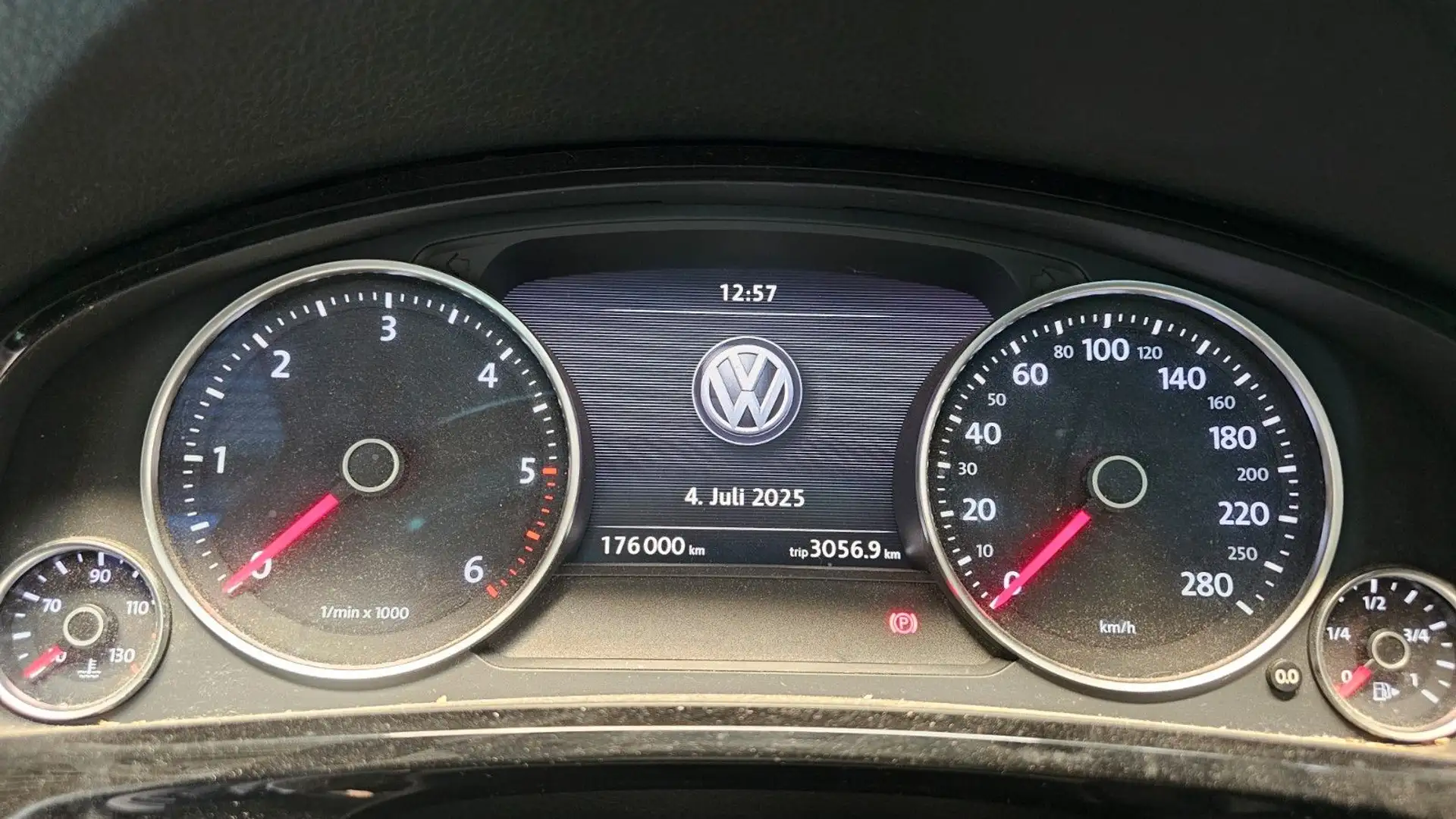 Volkswagen Touareg V6 TDI BMT/Start-Stopp Terrain Tech 4Mot Schwarz - 1