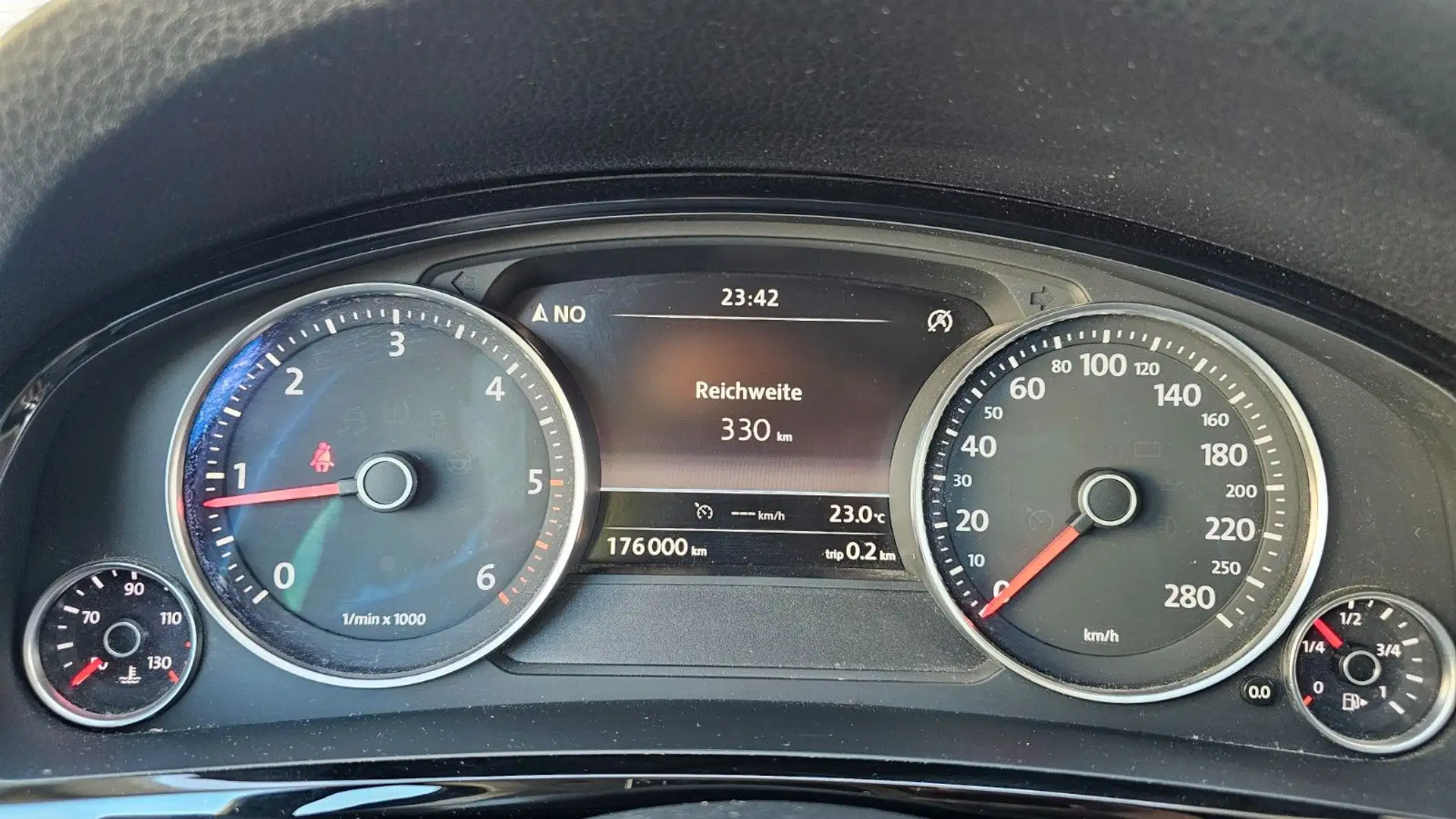 Volkswagen Touareg V6 TDI BMT/Start-Stopp Terrain Tech 4Mot Negru - 2
