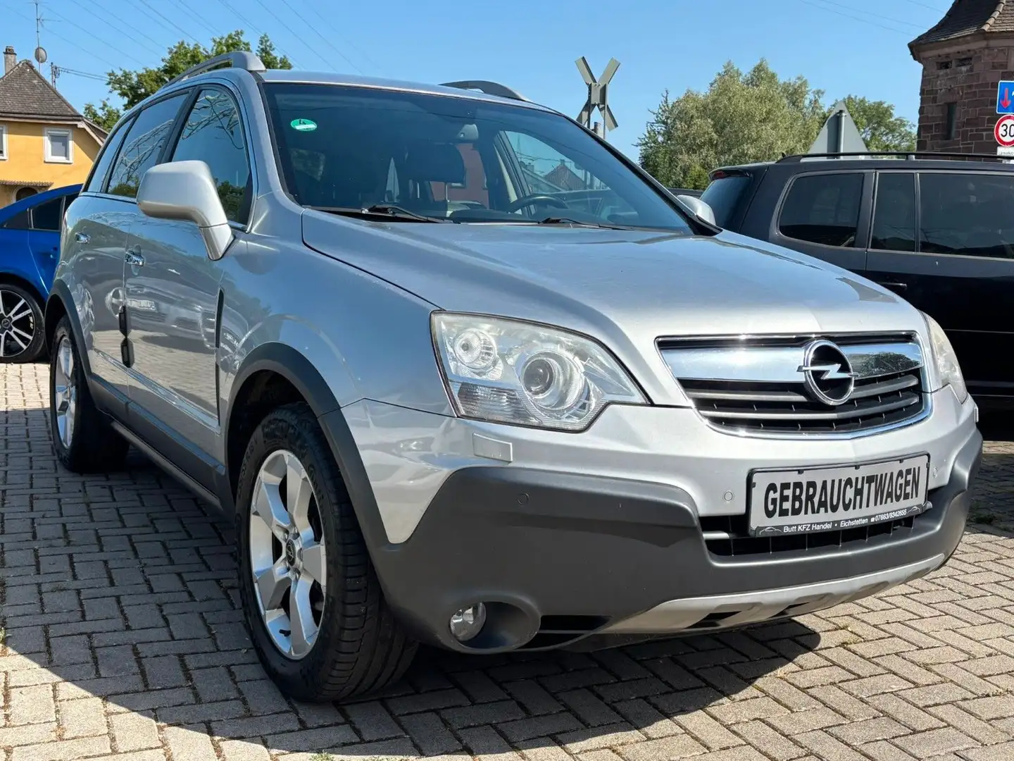 Opel Antara 2.0 Cdti Navi TÜV 03/2027 Argent - 2