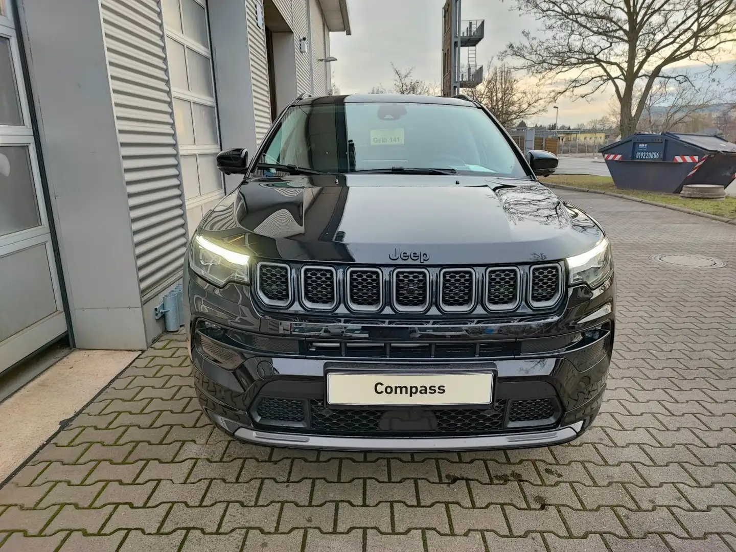 Jeep Compass Summit Mild-Hybrid FWD Zwart - 2