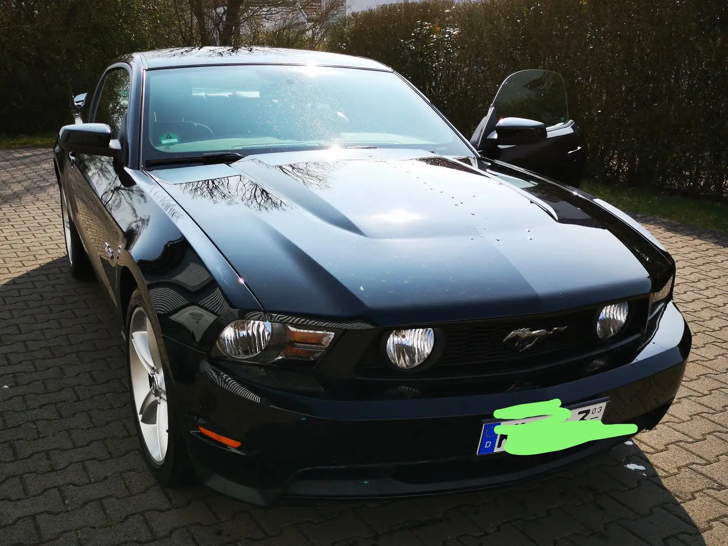 Ford Mustang GT 5.0 Чорний - 1