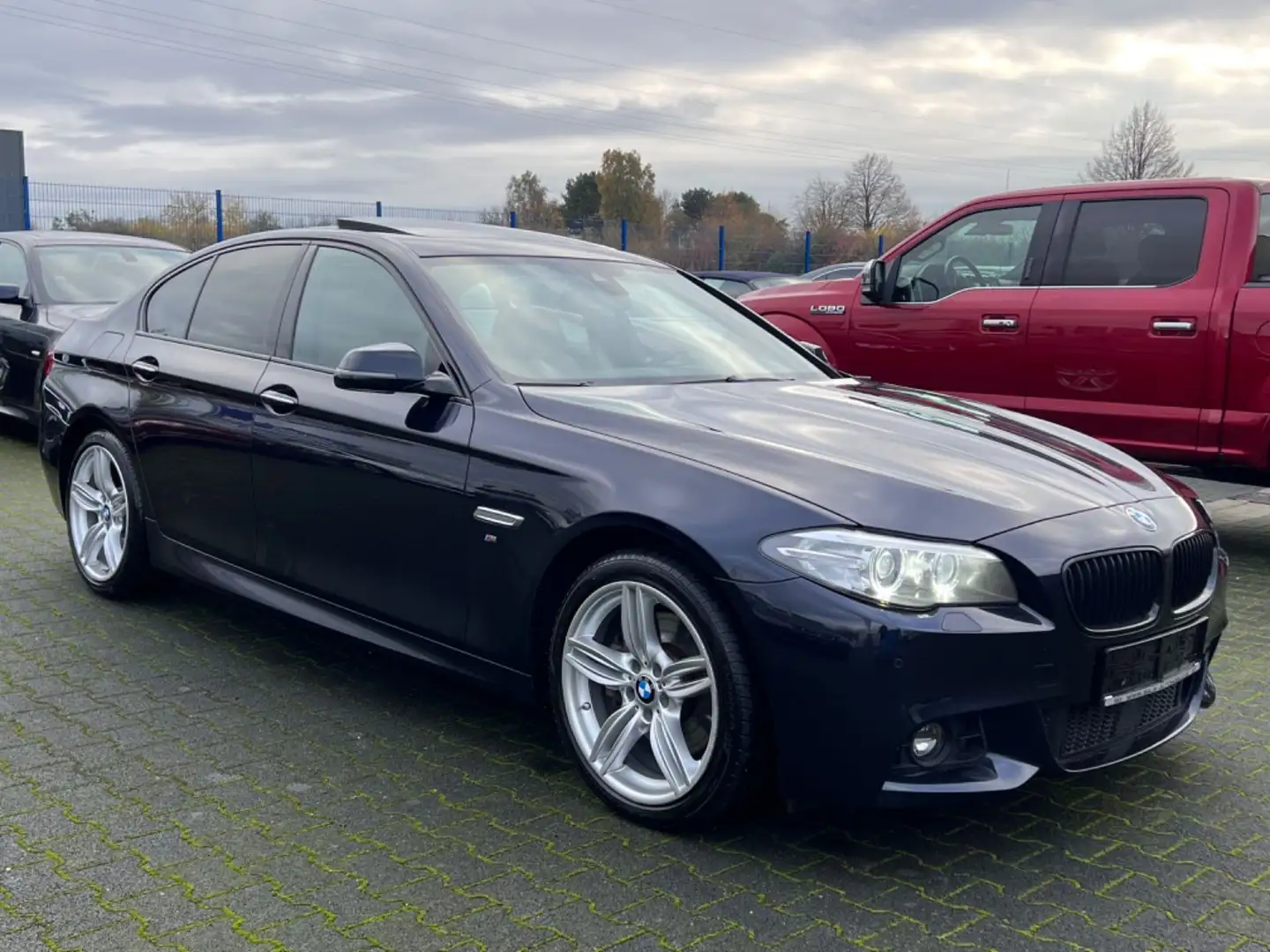 BMW 535 d xDrive*M-Paket*VOLL AUSSTATTUNG*H&K*HEAD UP Fekete - 2
