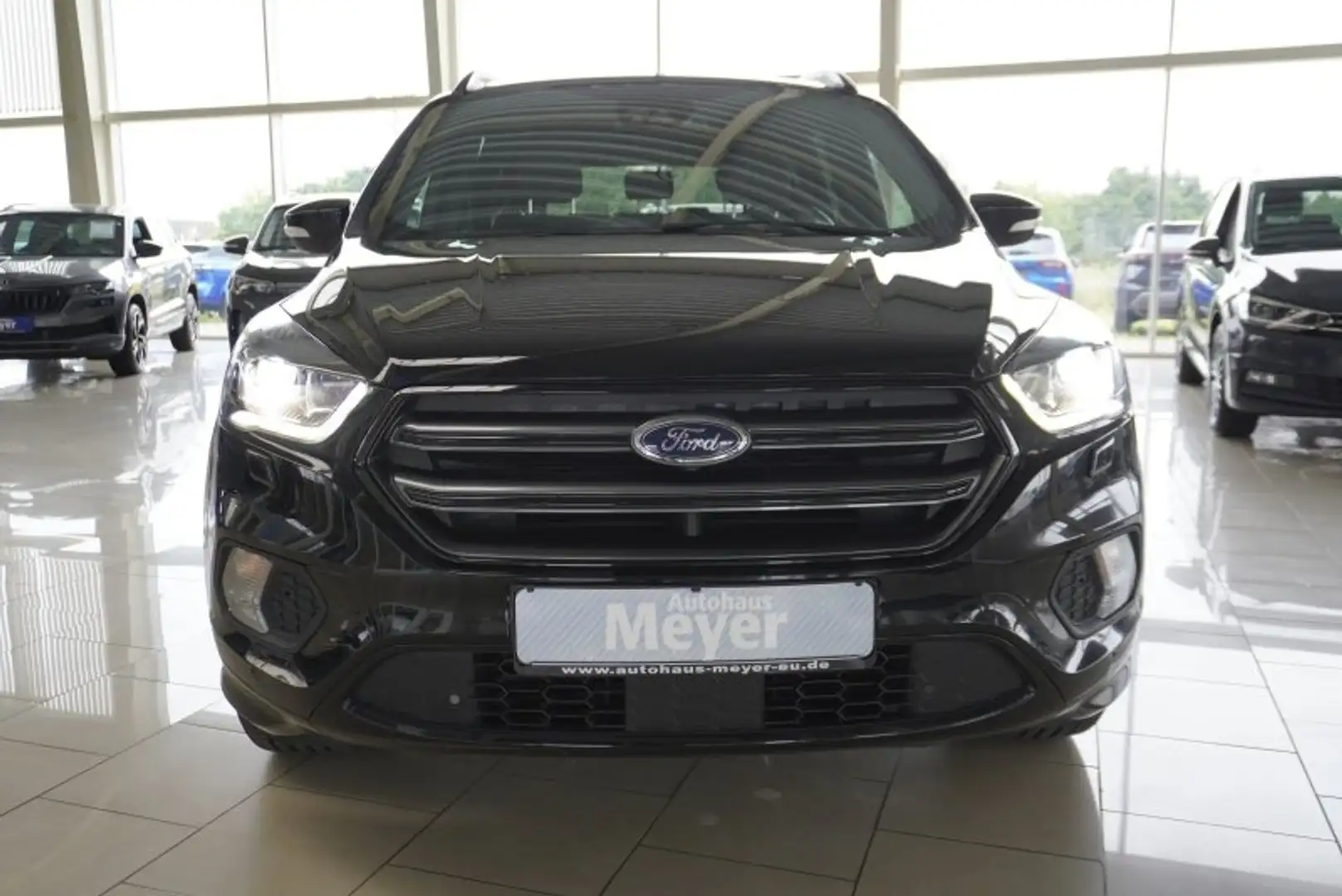 Ford Kuga ST-Line 2,0TDCI 180PS 4x4 aAHK/19*Alu/Pano/Navi Black - 2