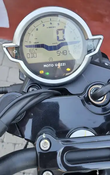 Moto Guzzi V 7 - foto 6