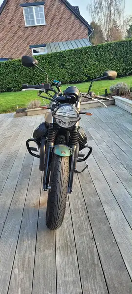 Moto Guzzi V 7 - foto 2