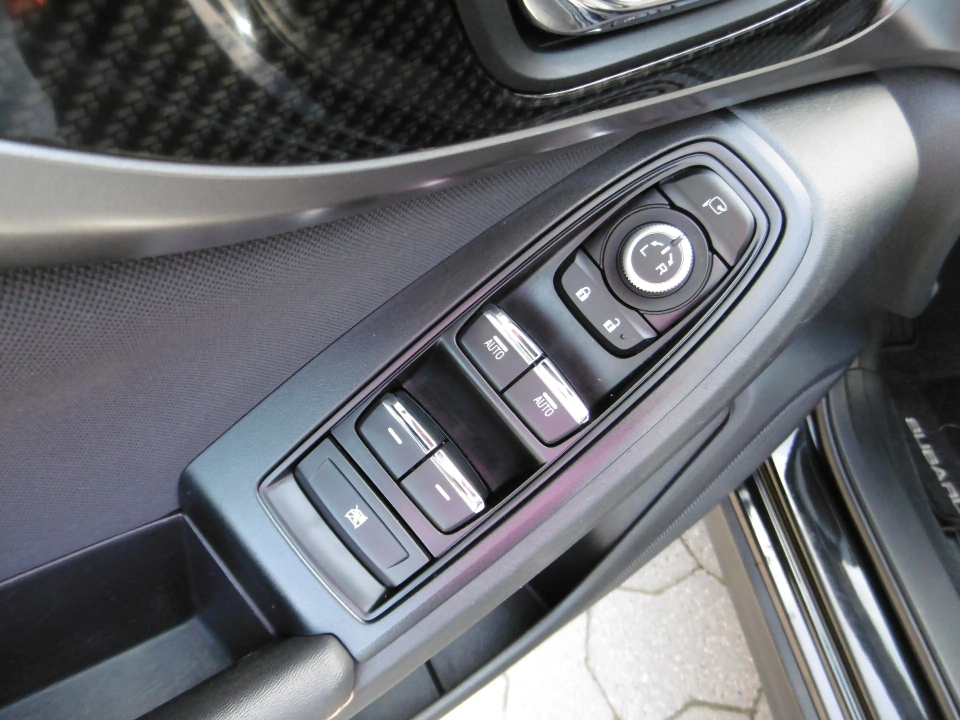 Subaru XV 2.0 e-Boxer 4 WD Comfort Aut.Nav LED ACC AHK — photo 9