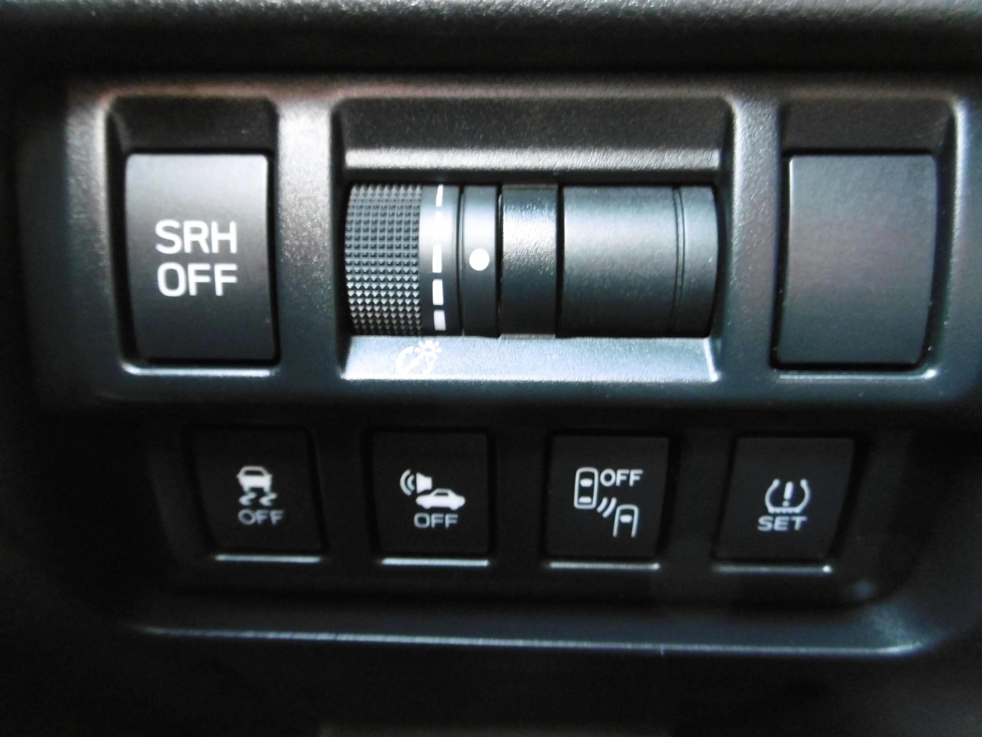 Subaru XV 2.0 e-Boxer 4 WD Comfort Aut.Nav LED ACC AHK — photo 7