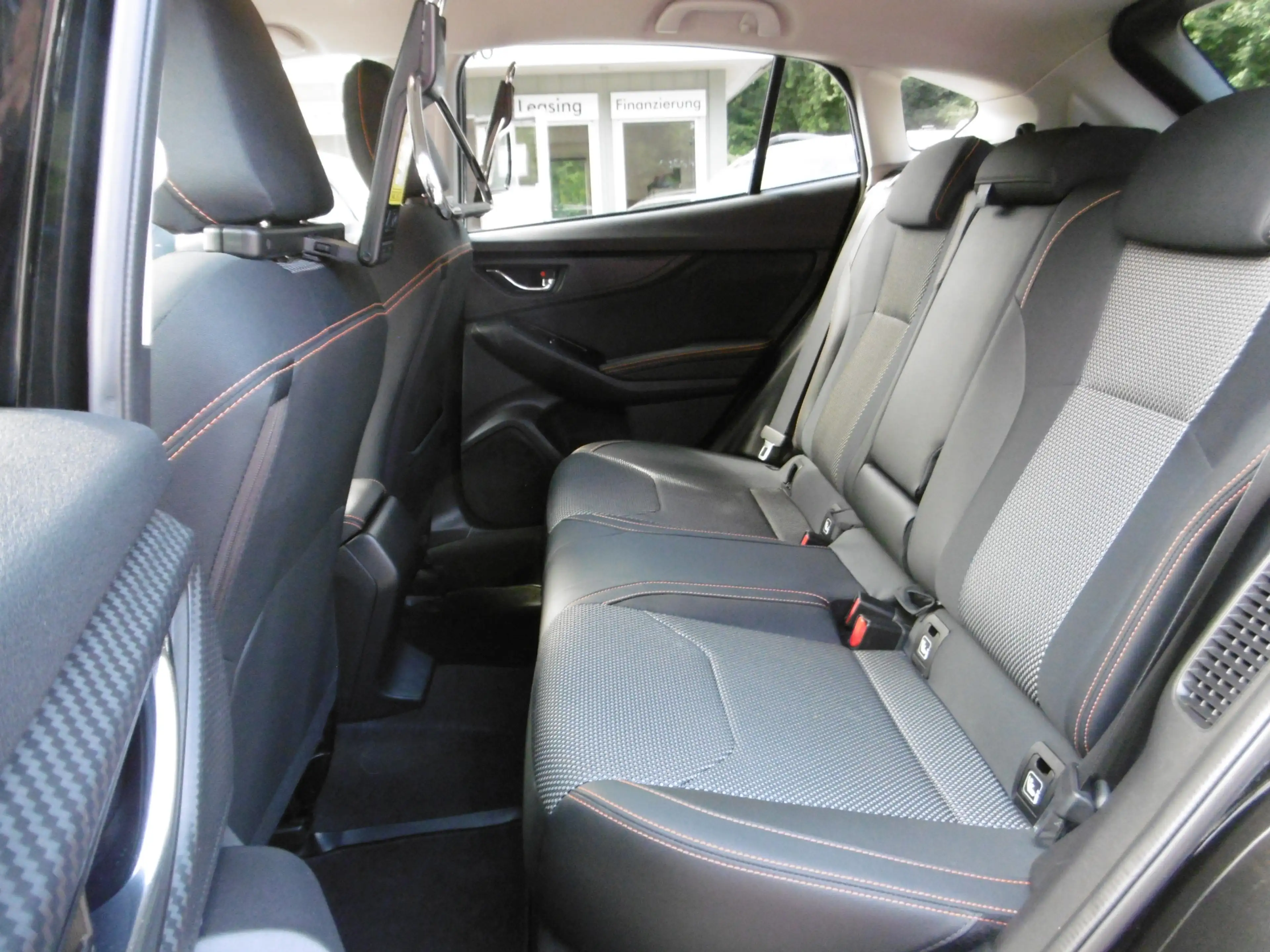 Subaru XV 2.0 e-Boxer 4 WD Comfort Aut.Nav LED ACC AHK — photo 4