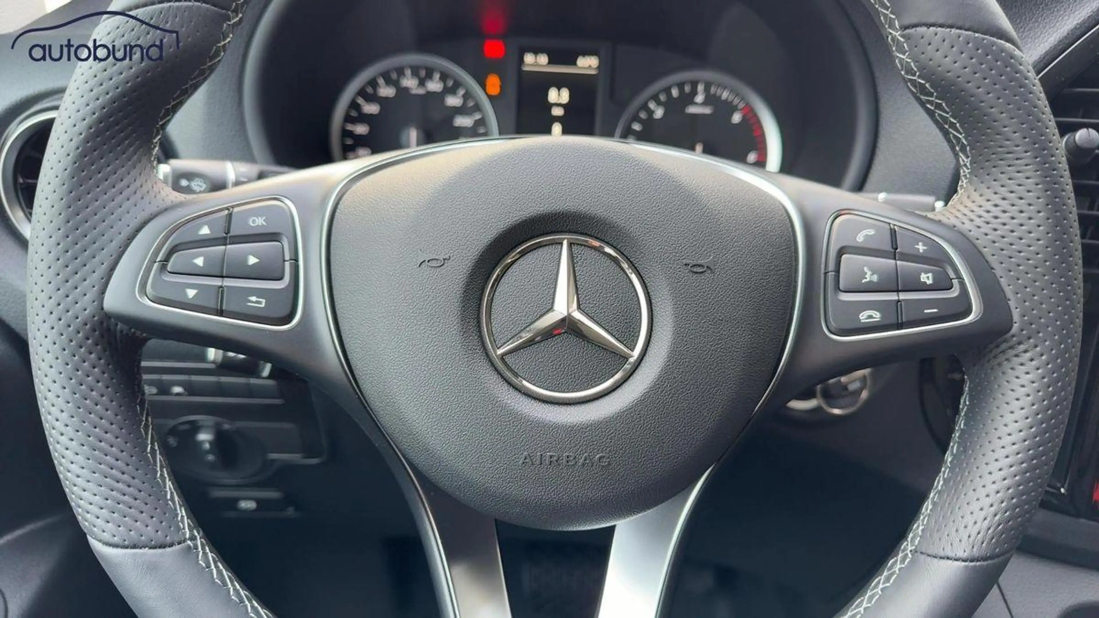 Mercedes-Benz Vito Tourer  Campstar 119 CDI 4x4 Autom. Pro lang ähnli — photo 4