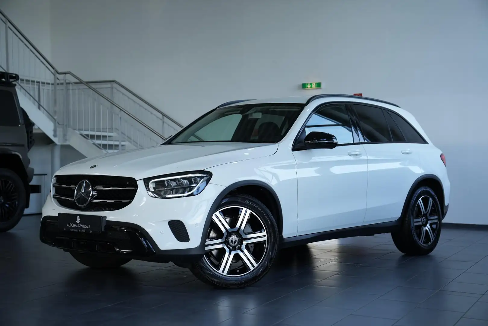 Mercedes-Benz GLC 200 d 4Matic *AUT*NAV*LED* Blanc - 1