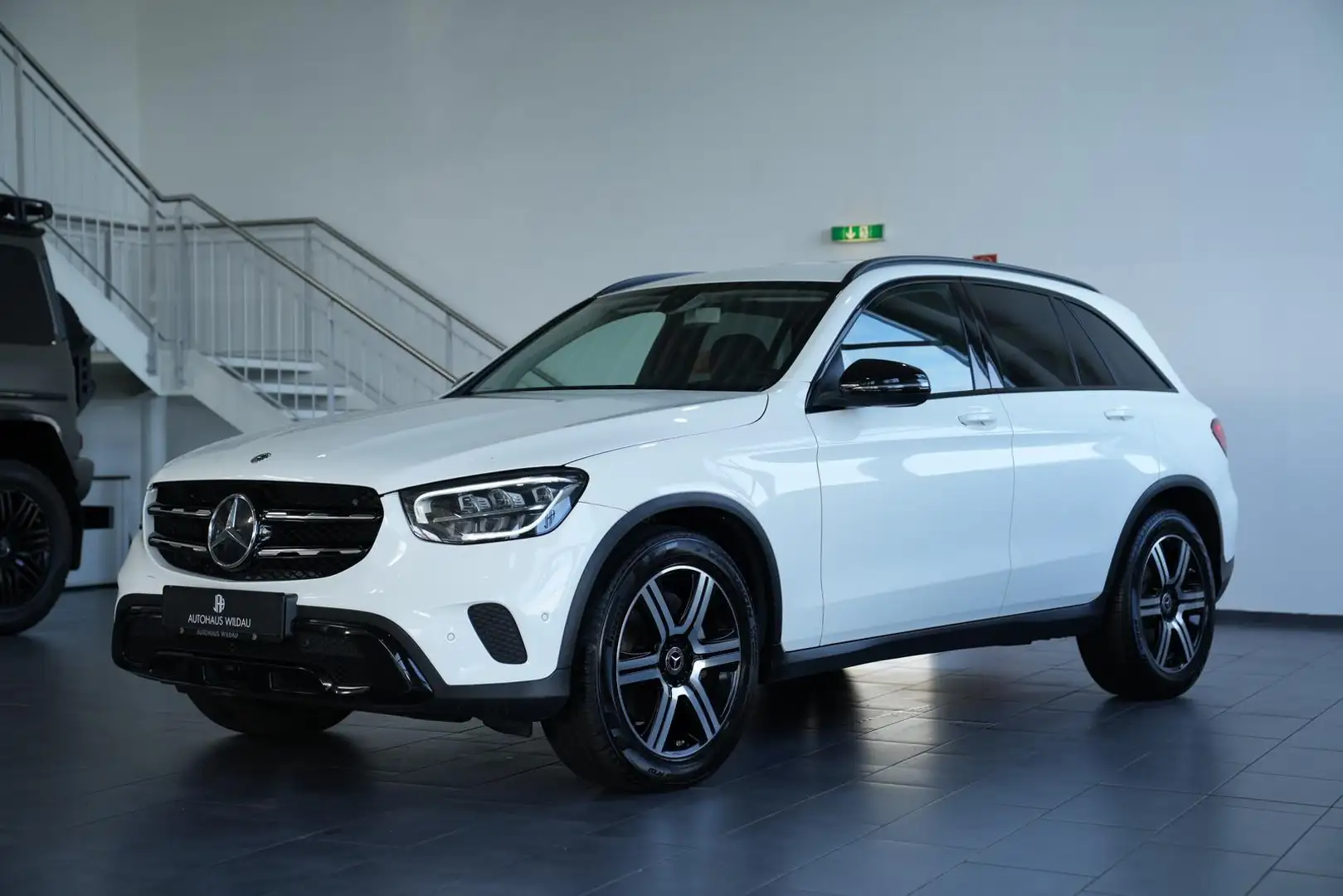 Mercedes-Benz GLC 200 d 4Matic *AUT*NAV*LED* Blanc - 2