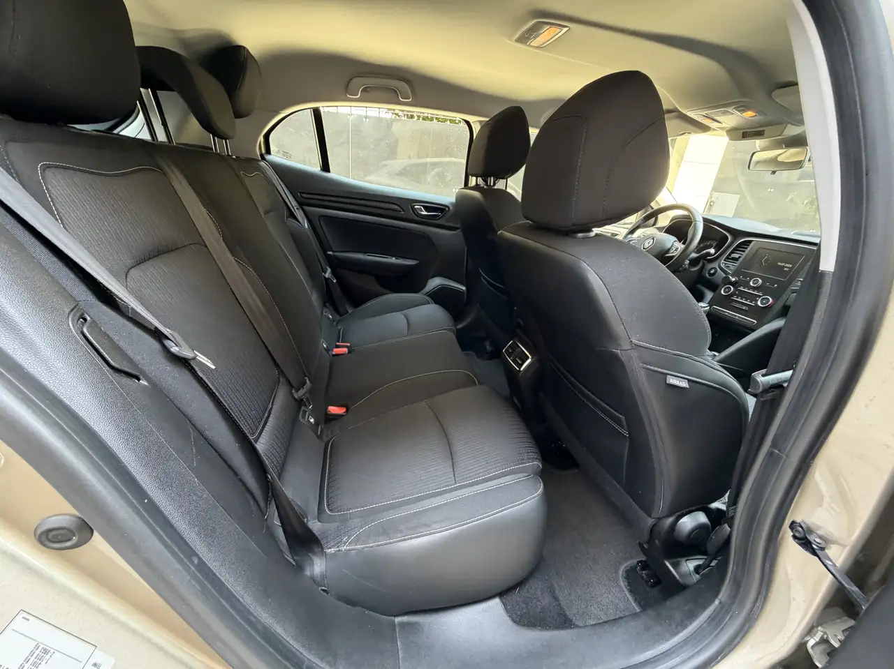 Renault Megane Berline — photo 6