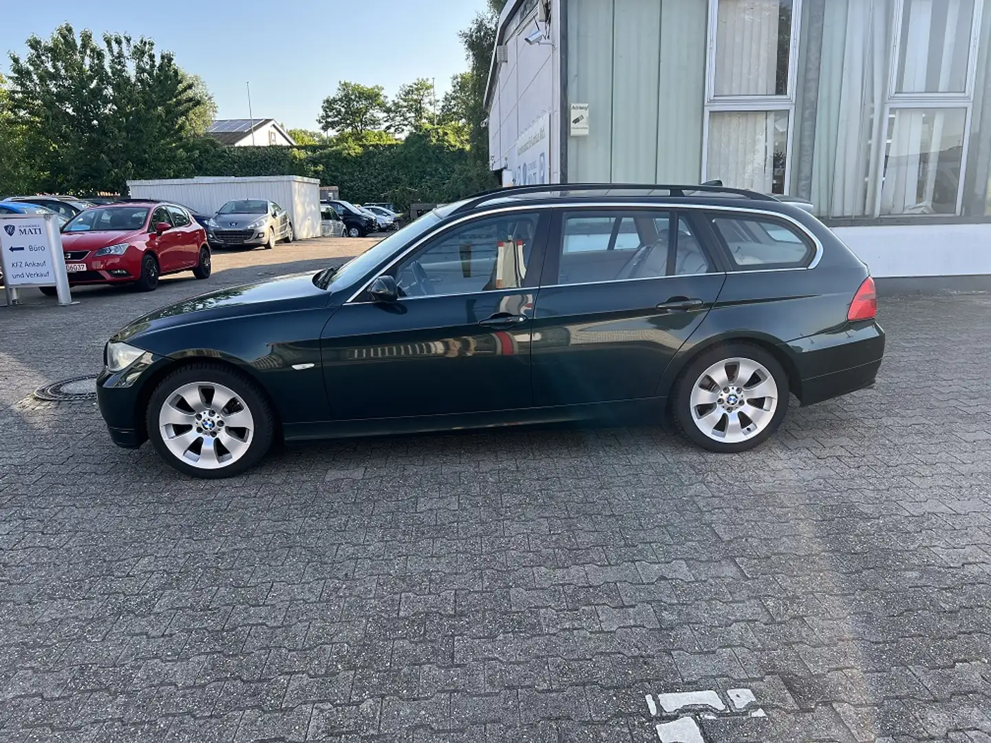 BMW 325 325xi Touring - 2