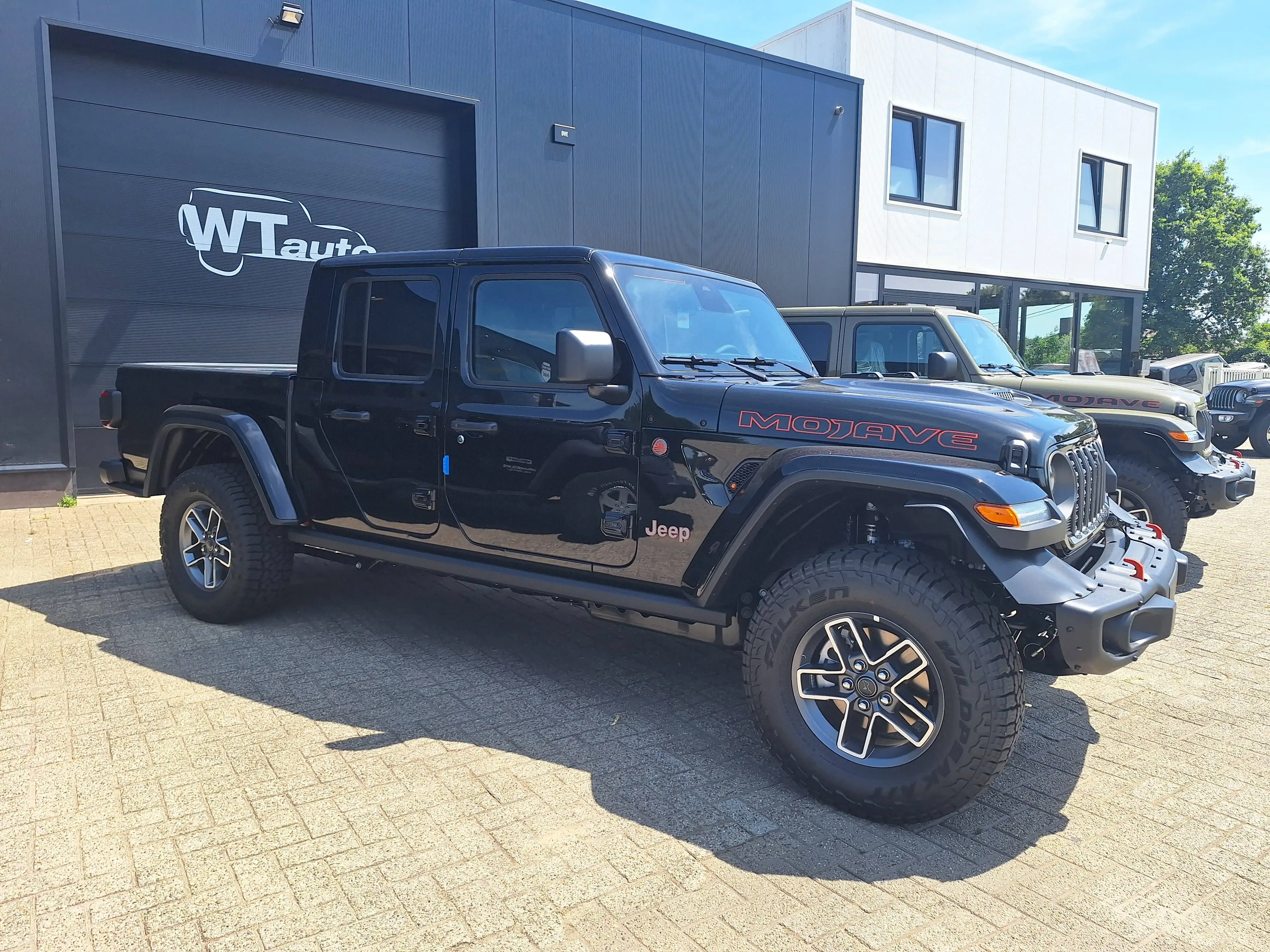 Jeep Gladiator 3.6 V6 Mojave X — photo 6