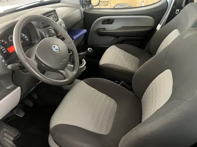 Fiat Doblo view 5