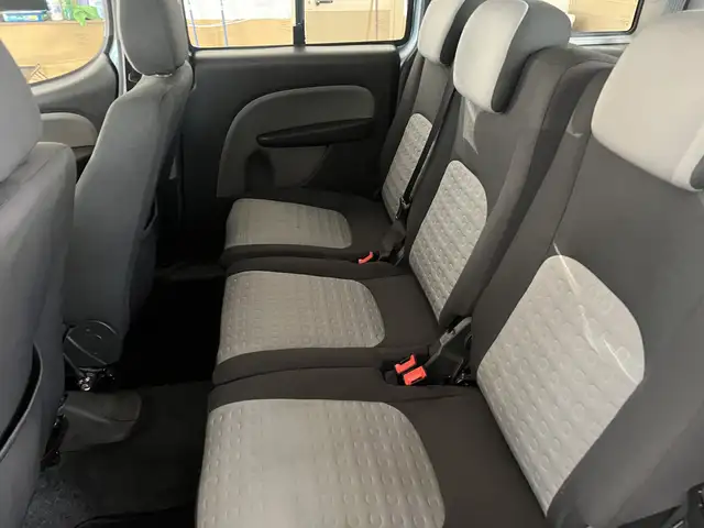 Fiat Doblo view 11