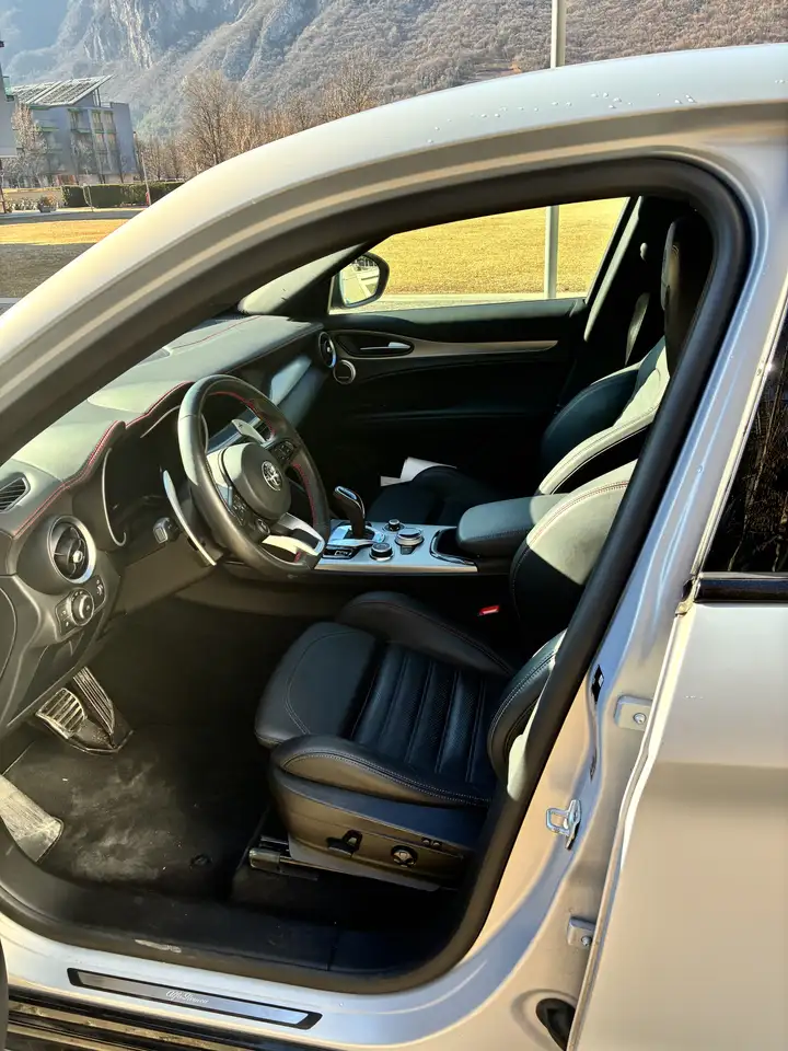 Alfa Romeo Stelvio 2024