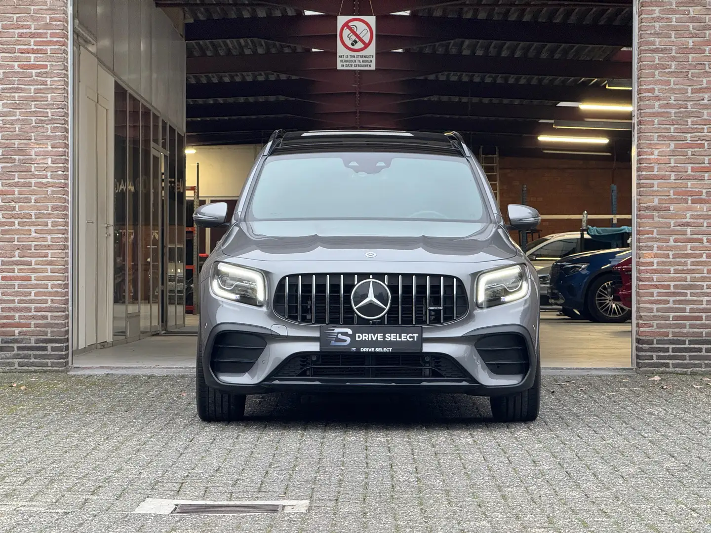 Mercedes-Benz GLB 35 AMG 4Matic | Pano | LED | Carbon | CarPlay Gris - 2